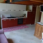 Con Giardino E Panorama Incantevole בית נופש *