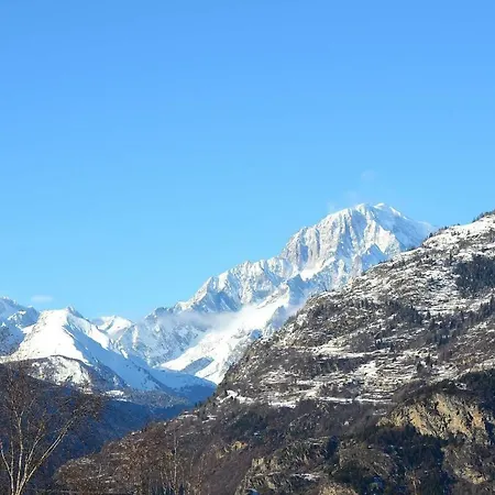 펜션 Con Giardino E Panorama Incantevole 빌레누베
