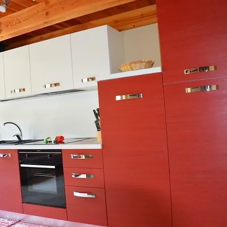 Con Giardino E Panorama Incantevole Holiday home Villeneuve
